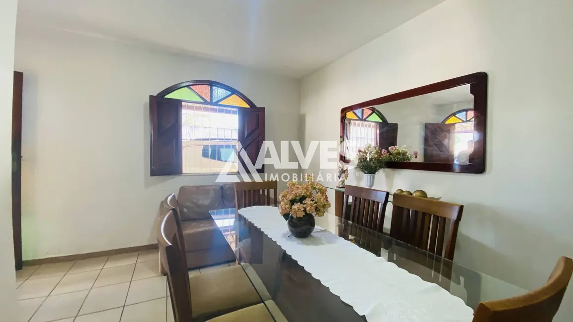 Foto 8 de Casa com 4 quartos à venda, 200m2 em Santa Mônica, Feira De Santana - BA