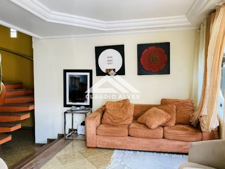 Foto 5 de Casa com 4 quartos à venda, 200m2 em Feira De Santana - BA