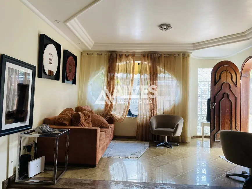 Foto 8 de Casa com 4 quartos à venda, 200m2 em Muchila, Feira De Santana - BA