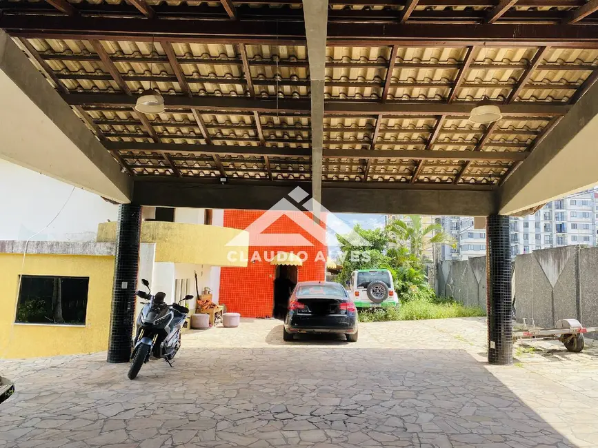 Foto 3 de Casa com 4 quartos à venda, 200m2 em Feira De Santana - BA