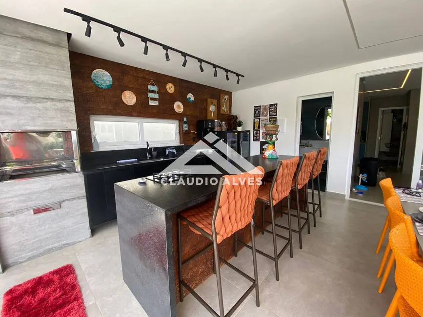 Casa de Condomínio com 6 quartos à venda, 400m2 em Camacari - BA - imagem 6 Foto 6 de Casa de Condomínio com 6 quartos à venda, 400m2 em Camacari - BA