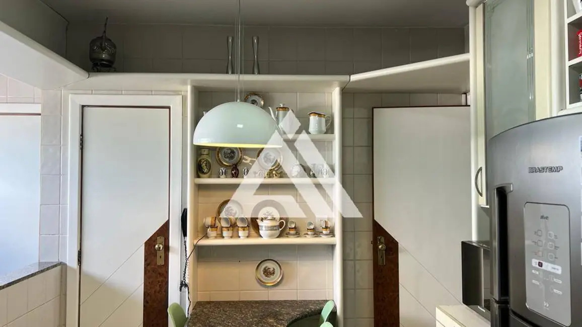 Foto 7 de Apartamento com 4 quartos para alugar, 162m2 em Feira De Santana - BA