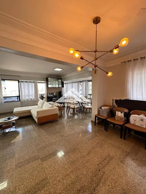 Foto 1 de Apartamento com 3 quartos à venda, 165m2 em Feira De Santana - BA