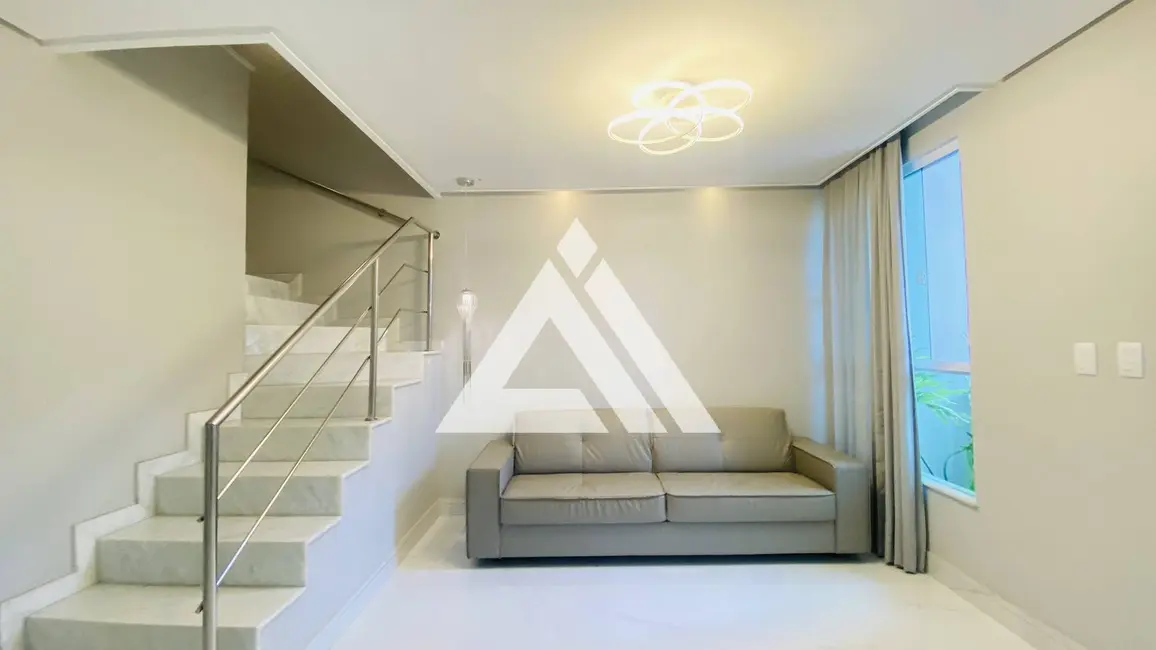 Foto 3 de Casa de Condomínio com 3 quartos à venda, 200m2 em Feira De Santana - BA