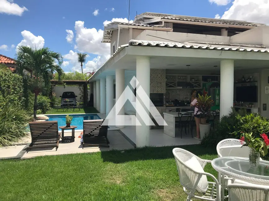 Foto 2 de Casa com 4 quartos à venda, 390m2 em Feira De Santana - BA