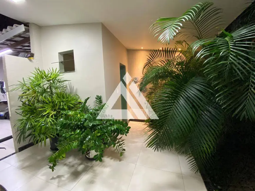 Foto 8 de Casa com 4 quartos à venda, 390m2 em Feira De Santana - BA