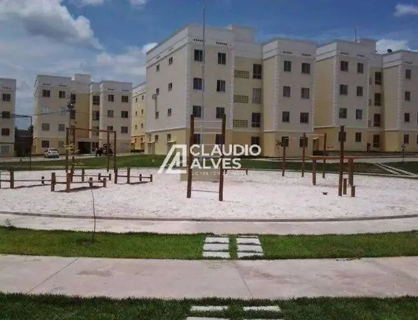 Foto 2 de Apartamento com 2 quartos à venda, 45m2 em Jardim Cruzeiro, Feira De Santana - BA