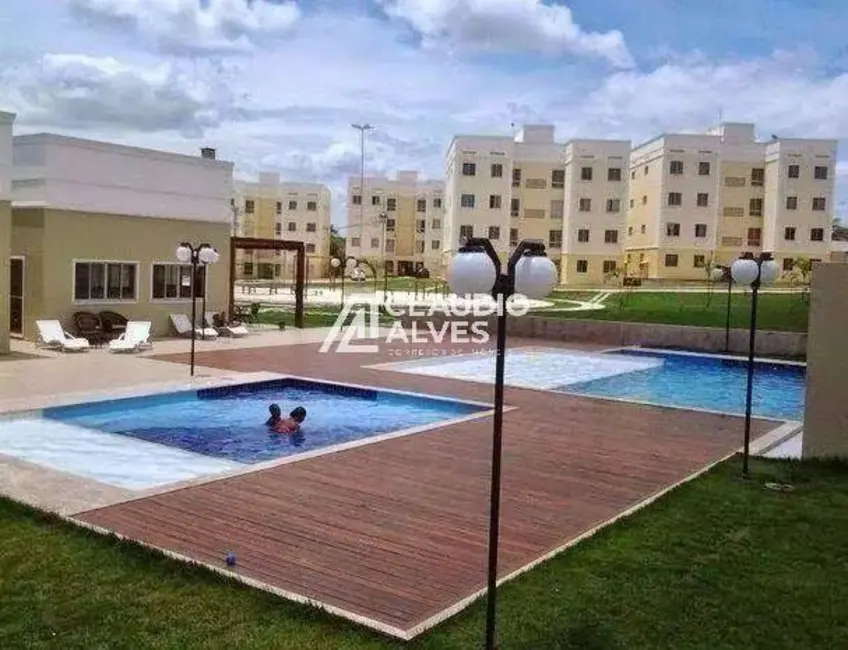 Foto 1 de Apartamento com 2 quartos à venda, 45m2 em Jardim Cruzeiro, Feira De Santana - BA
