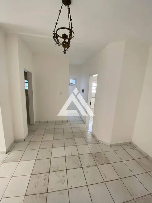 Foto 4 de Casa com 5 quartos à venda, 150m2 em Feira De Santana - BA