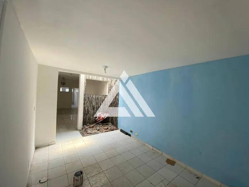 Foto 5 de Casa com 5 quartos à venda, 150m2 em Feira De Santana - BA
