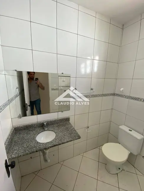 Foto 8 de Casa com 5 quartos à venda, 150m2 em Feira De Santana - BA