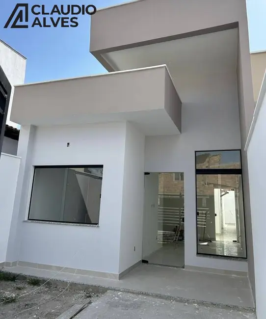 Foto 1 de Casa com 3 quartos à venda, 80m2 em Mangabeira, Feira De Santana - BA