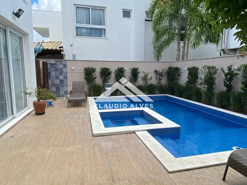 Casa de Condomínio com 6 quartos à venda, 418m2 em Feira De Santana - BA - imagem 2 Foto 2 de Casa de Condomínio com 6 quartos à venda, 418m2 em Feira De Santana - BA