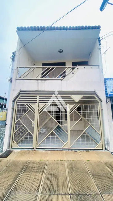 Foto 2 de Casa com 3 quartos à venda, 120m2 em Feira De Santana - BA