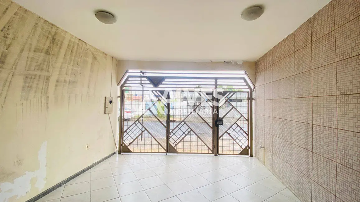 Casa com 3 quartos à venda, 120m2 em São João, Feira De Santana - BA - imagem 6 Foto 6 de Casa com 3 quartos à venda, 120m2 em São João, Feira De Santana - BA