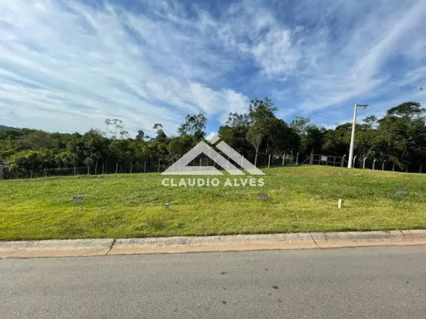 Foto 1 de Terreno / Lote à venda, 7200m2 em Feira De Santana - BA