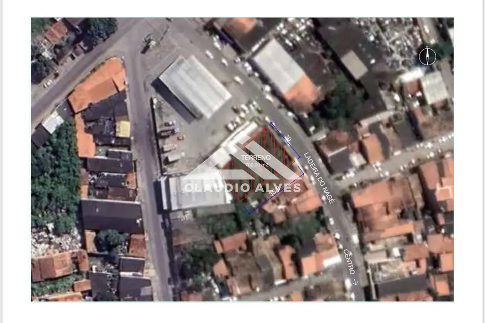 Foto 1 de Terreno / Lote à venda, 700m2 em Feira De Santana - BA