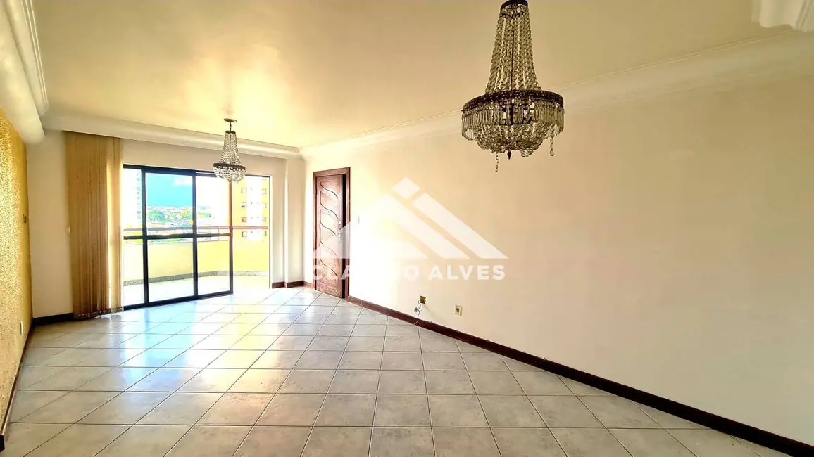 Foto 9 de Apartamento com 4 quartos à venda, 150m2 em Feira De Santana - BA