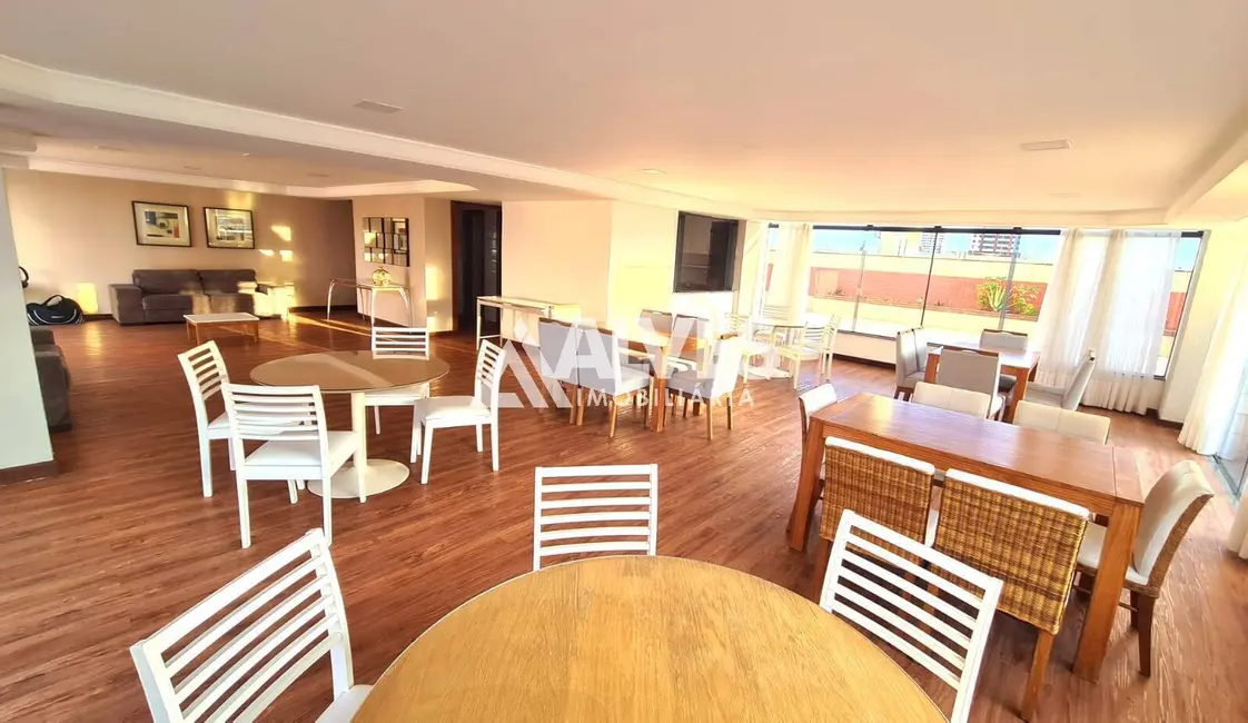Apartamento com 4 quartos à venda, 150m2 em Santa Mônica, Feira De Santana - BA - imagem 6 Foto 6 de Apartamento com 4 quartos à venda, 150m2 em Santa Mônica, Feira De Santana - BA