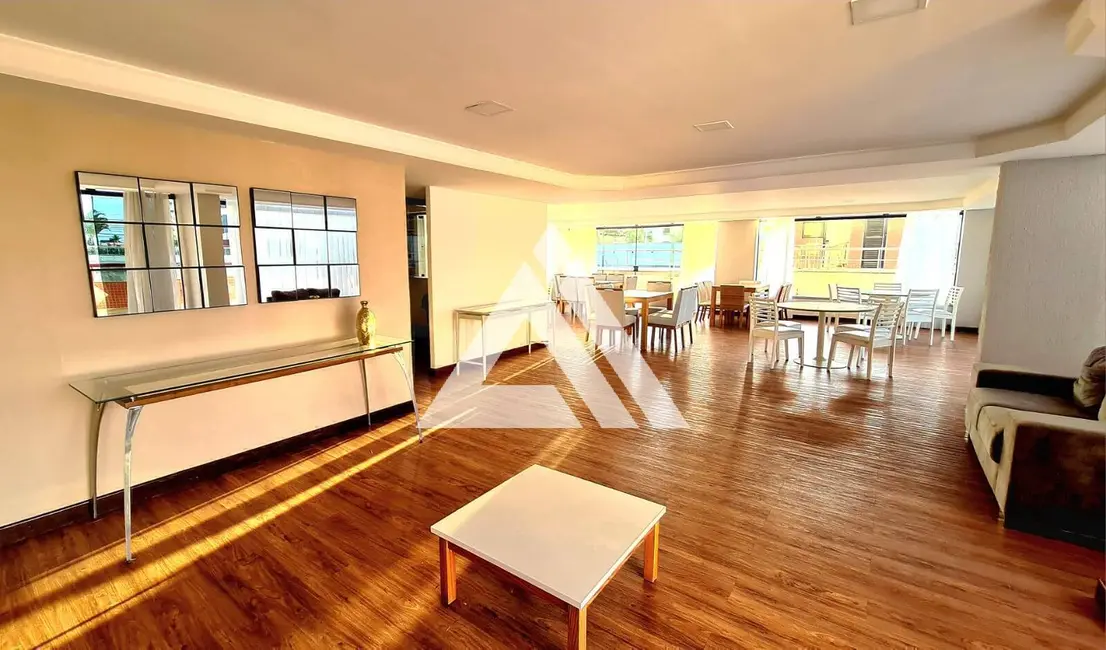Apartamento com 4 quartos à venda, 150m2 em Feira De Santana - BA - imagem 3 Foto 3 de Apartamento com 4 quartos à venda, 150m2 em Feira De Santana - BA