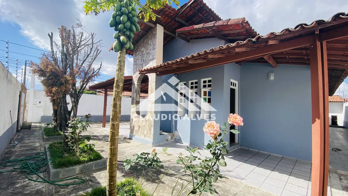 Foto 6 de Casa com 5 quartos à venda, 200m2 em Feira De Santana - BA