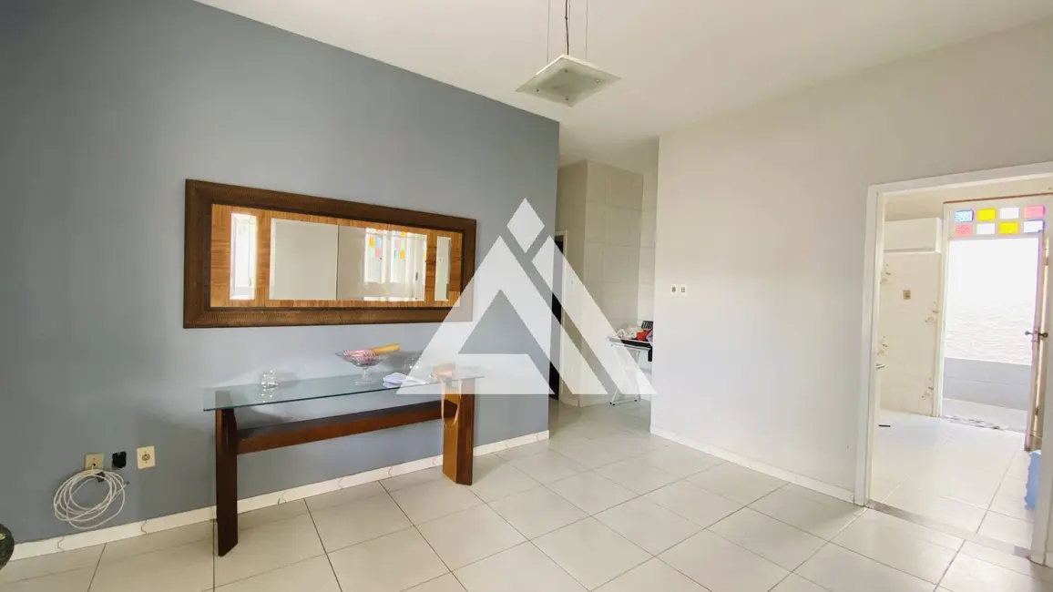 Foto 3 de Casa com 5 quartos à venda, 200m2 em Feira De Santana - BA