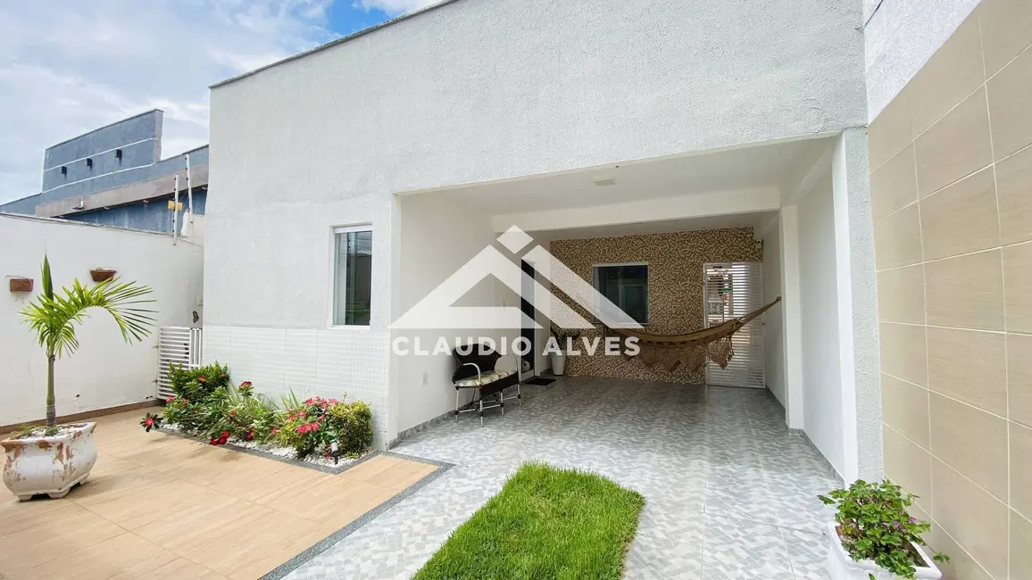 Foto 2 de Casa com 4 quartos à venda, 144m2 em Feira De Santana - BA