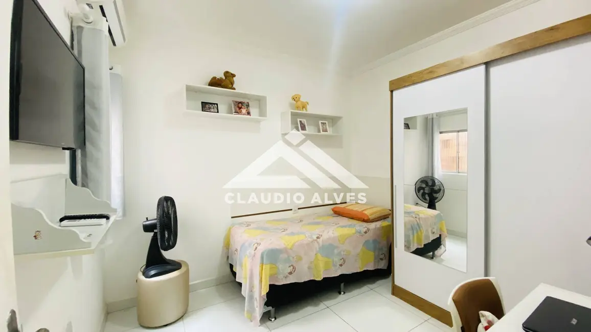 Foto 9 de Casa com 4 quartos à venda, 144m2 em Feira De Santana - BA