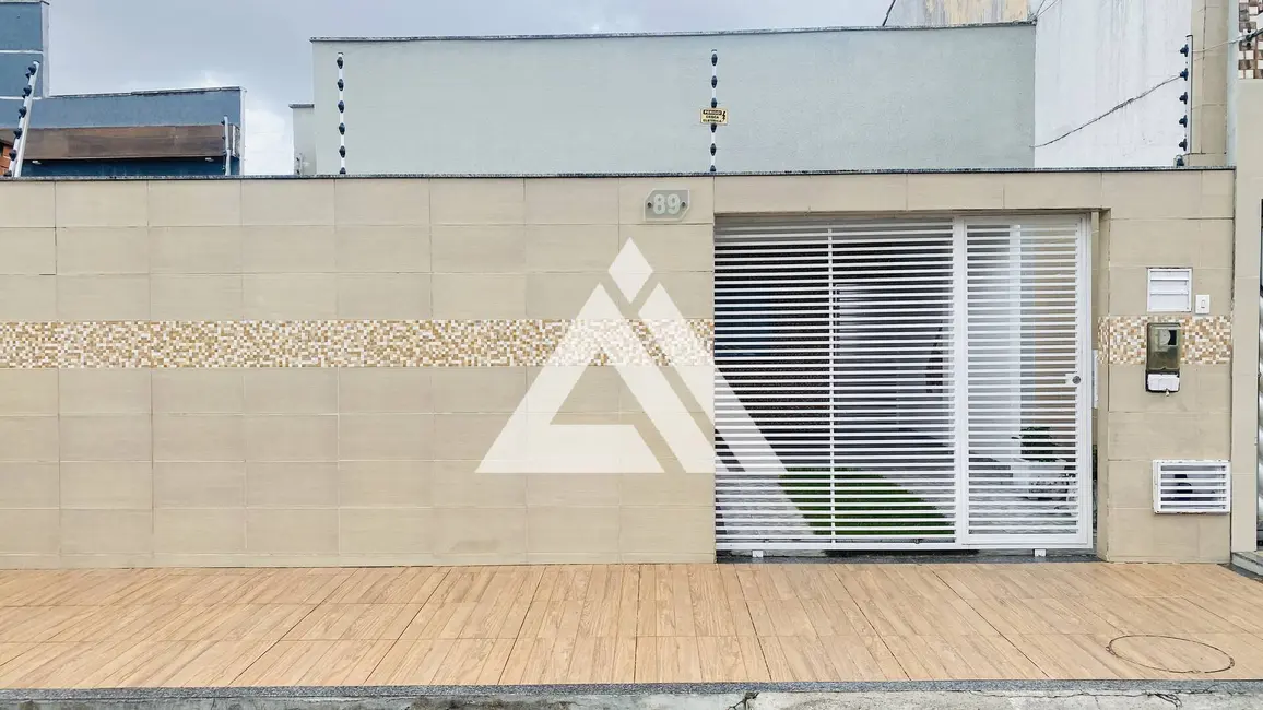 Foto 1 de Casa com 4 quartos à venda, 144m2 em Feira De Santana - BA