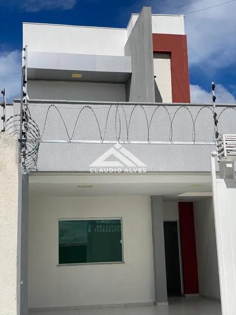 Foto 2 de Casa com 3 quartos à venda, 165m2 em Feira De Santana - BA