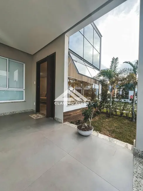 Casa de Condomínio com 3 quartos à venda, 163m2 em Feira De Santana - BA - imagem 3 Foto 3 de Casa de Condomínio com 3 quartos à venda, 163m2 em Feira De Santana - BA