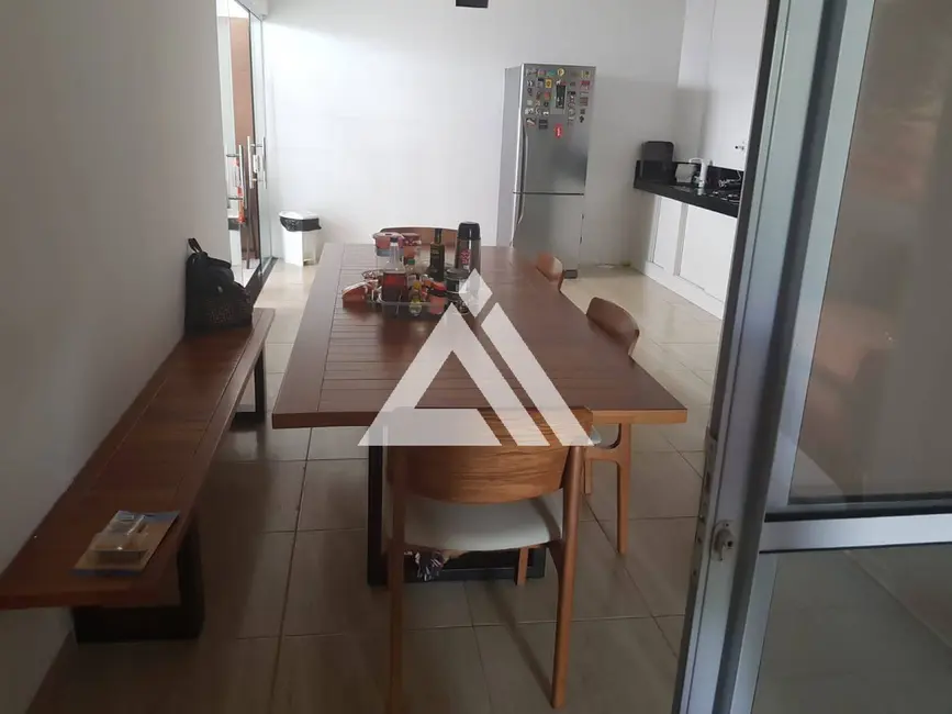 Casa de Condomínio com 3 quartos à venda, 160m2 em Feira De Santana - BA - imagem 6 Foto 6 de Casa de Condomínio com 3 quartos à venda, 160m2 em Feira De Santana - BA