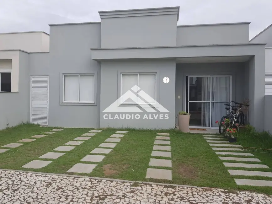 Foto 2 de Casa de Condomínio com 3 quartos à venda, 160m2 em Feira De Santana - BA