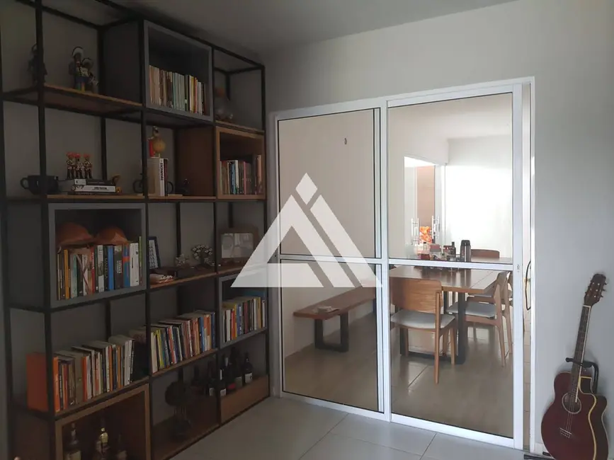 Casa de Condomínio com 3 quartos à venda, 160m2 em Feira De Santana - BA - imagem 9 Foto 9 de Casa de Condomínio com 3 quartos à venda, 160m2 em Feira De Santana - BA