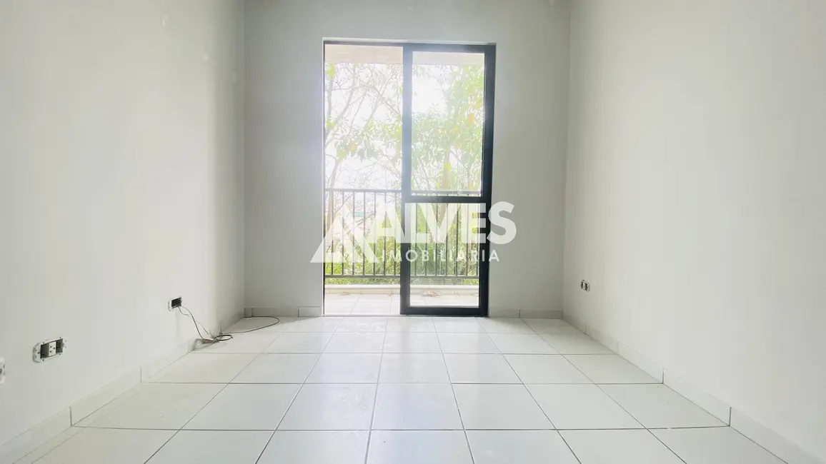 Foto 6 de Apartamento com 3 quartos à venda, 70m2 em Muchila, Feira De Santana - BA