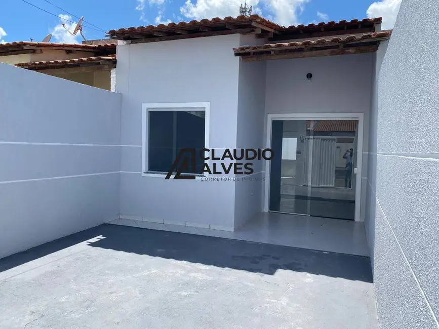 Foto 1 de Casa com 2 quartos à venda, 60m2 em Parque Ipê, Feira De Santana - BA