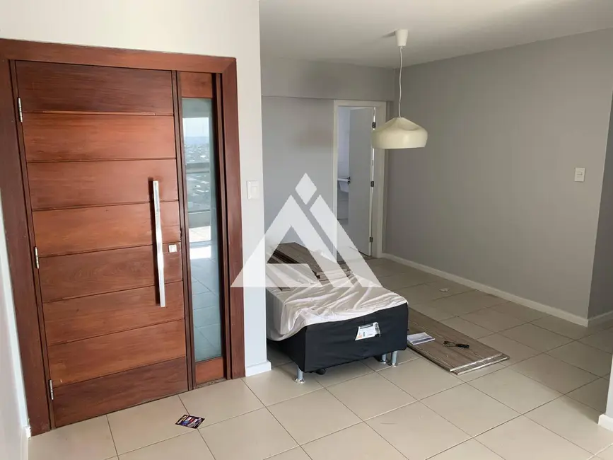 Foto 4 de Apartamento com 3 quartos à venda, 103m2 em Feira De Santana - BA