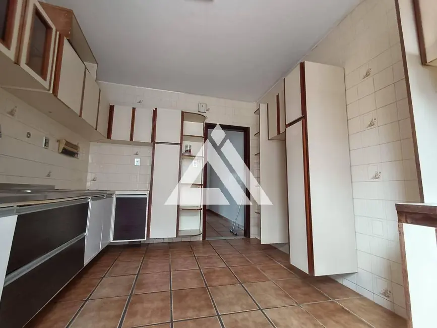 Foto 4 de Casa com 3 quartos à venda, 200m2 em Queimadinha, Feira De Santana - BA