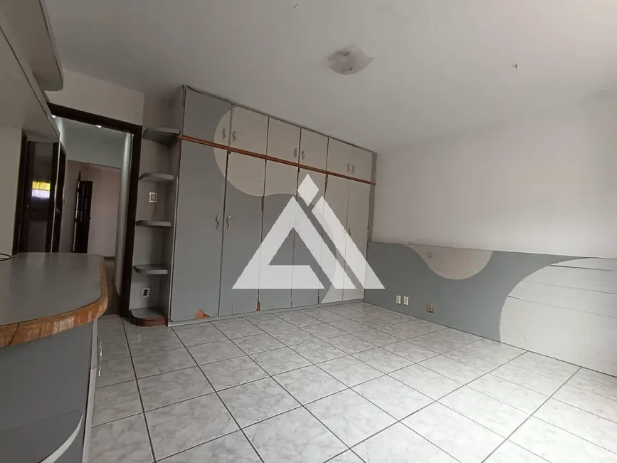 Foto 3 de Casa com 3 quartos à venda, 200m2 em Queimadinha, Feira De Santana - BA