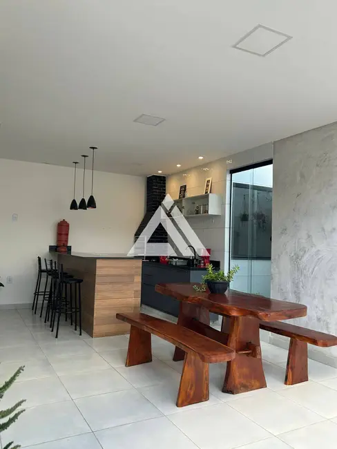 Foto 2 de Casa de Condomínio com 2 quartos à venda, 90m2 em Feira De Santana - BA