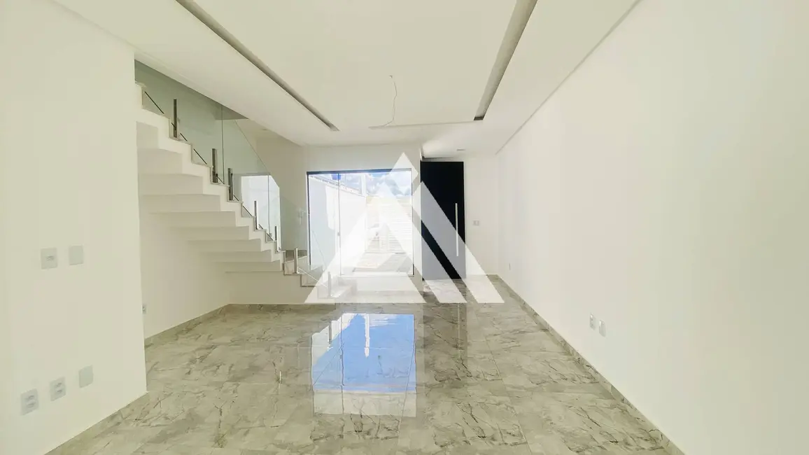 Casa com 3 quartos à venda, 99m2 em Feira De Santana - BA - imagem 3 Foto 3 de Casa com 3 quartos à venda, 99m2 em Feira De Santana - BA