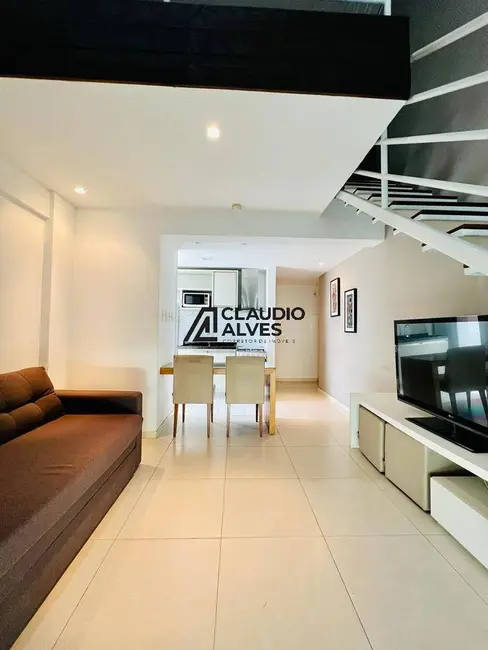 Foto 1 de Apartamento com 1 quarto à venda, 50m2 em Santa Mônica, Feira De Santana - BA