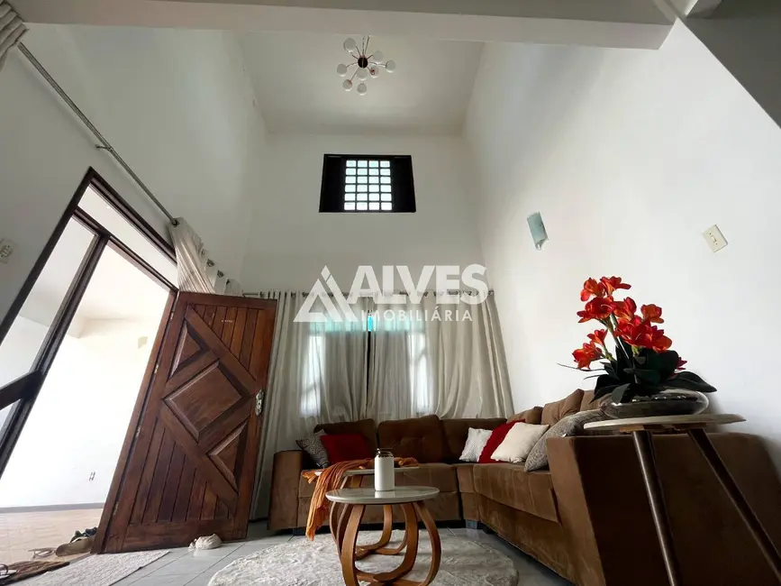 Casa com 5 quartos à venda, 200m2 em Cidade Nova, Feira De Santana - BA - imagem 5 Foto 5 de Casa com 5 quartos à venda, 200m2 em Cidade Nova, Feira De Santana - BA