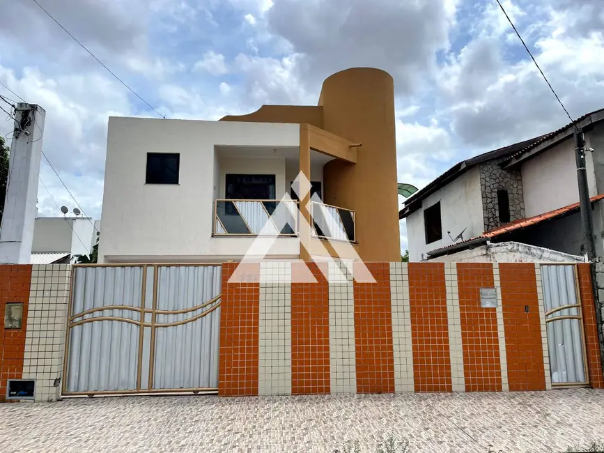 Foto 1 de Casa com 5 quartos à venda, 200m2 em Cidade Nova, Feira De Santana - BA