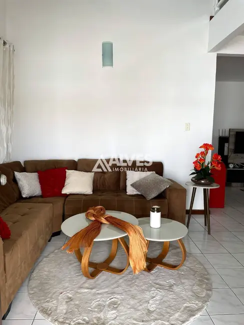 Casa com 5 quartos à venda, 200m2 em Cidade Nova, Feira De Santana - BA - imagem 7 Foto 7 de Casa com 5 quartos à venda, 200m2 em Cidade Nova, Feira De Santana - BA