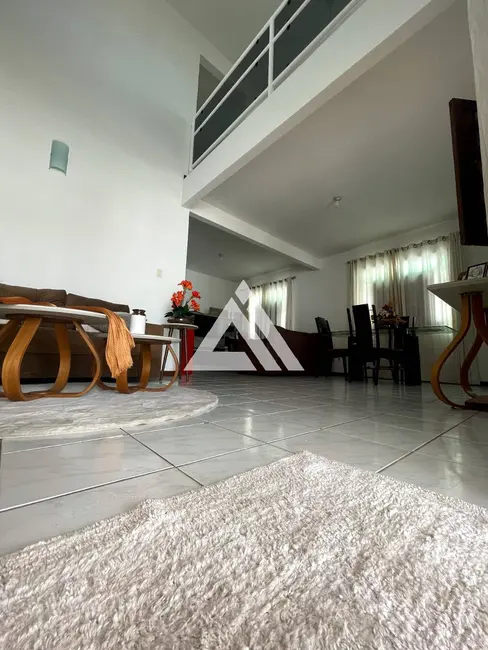 Foto 8 de Casa com 5 quartos à venda, 200m2 em Cidade Nova, Feira De Santana - BA