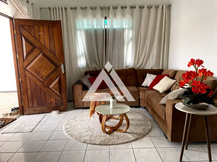 Foto 6 de Casa com 5 quartos à venda, 200m2 em Cidade Nova, Feira De Santana - BA