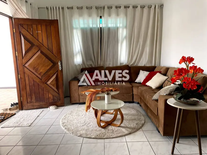 Casa com 5 quartos à venda, 200m2 em Cidade Nova, Feira De Santana - BA - imagem 6 Foto 6 de Casa com 5 quartos à venda, 200m2 em Cidade Nova, Feira De Santana - BA