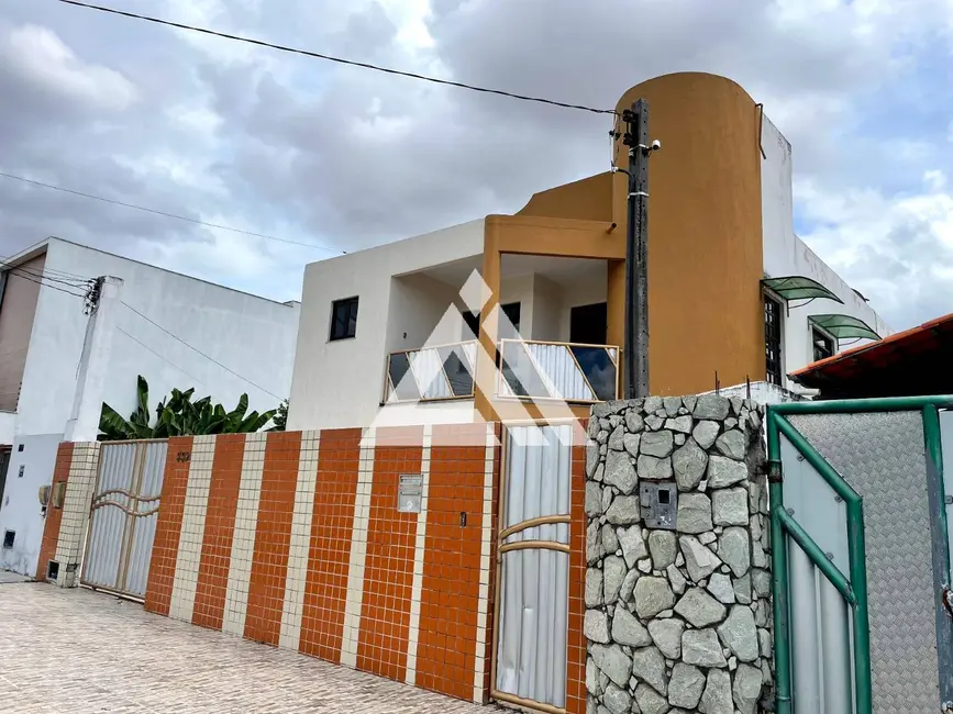Foto 2 de Casa com 5 quartos à venda, 200m2 em Cidade Nova, Feira De Santana - BA