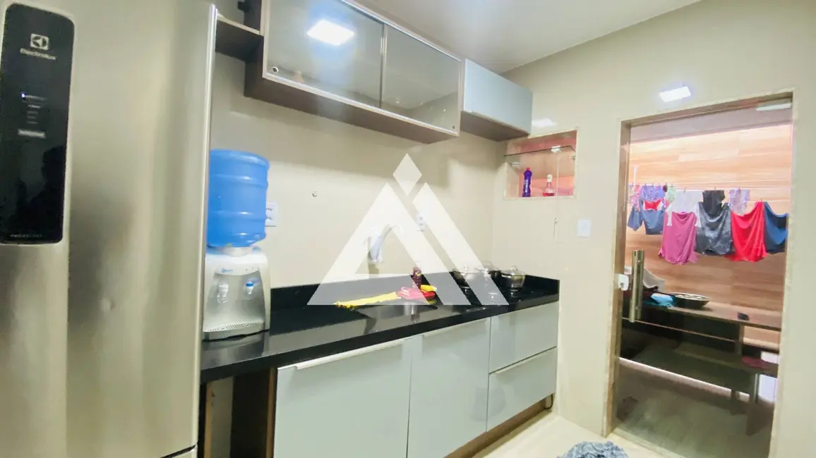 Foto 4 de Casa com 3 quartos à venda, 100m2 em Feira De Santana - BA